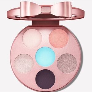 MAC Eye Love Surprises Eyeshadow Palette - Regal Rose
